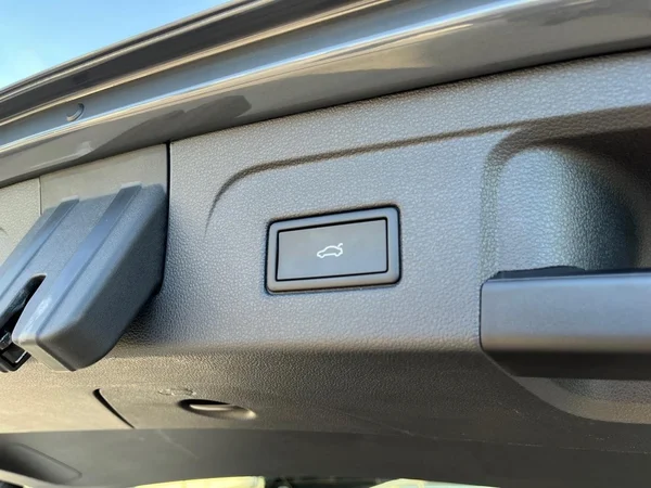 VOLKSWAGEN Touran (2025) — foto 21 van 22