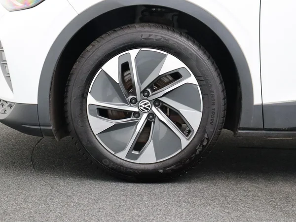 Volkswagen ID.4 (2023) — foto 30 van 31