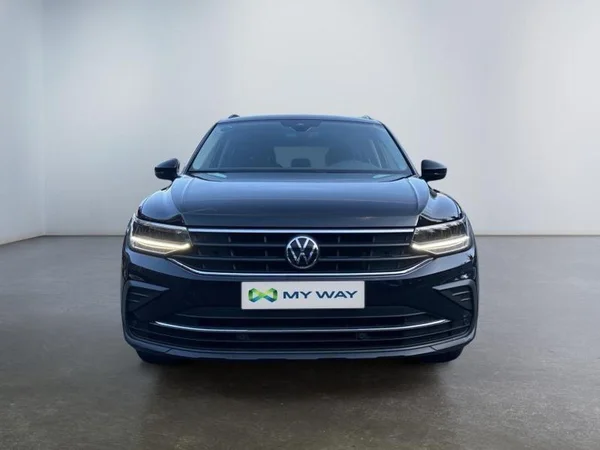 VOLKSWAGEN Tiguan (2022) — foto 26 van 30