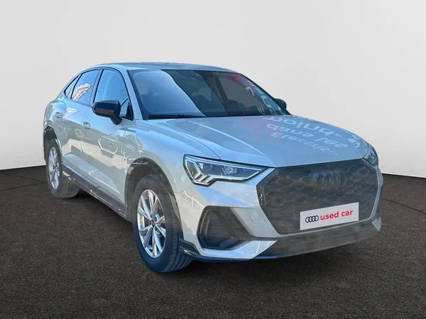 AUDI Q3 Sportback (2023) — foto 8 van 14