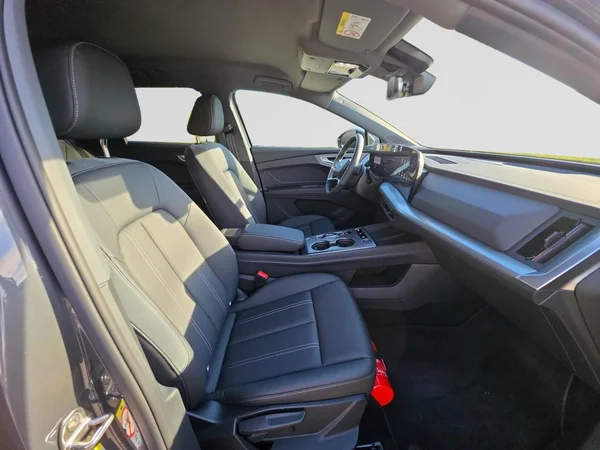 AUDI Q4 e-tron (2026) — foto 8 van 24