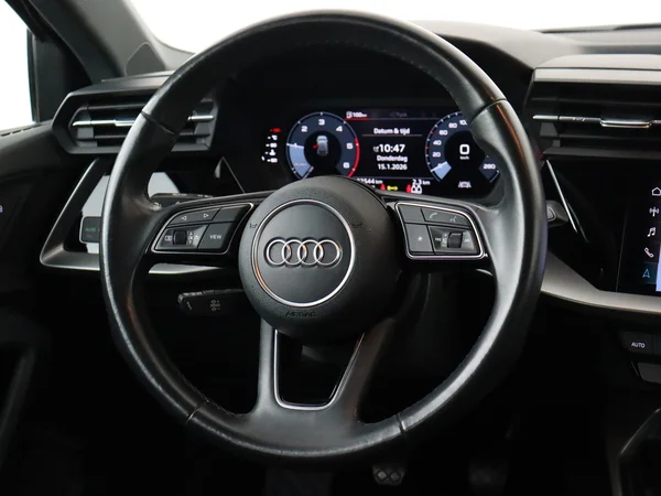 AUDI A3 (2021) — foto 13 van 26