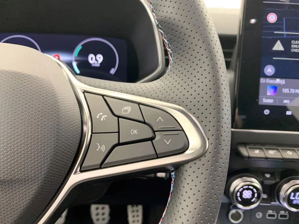 Renault Clio V Phase II (2025) — foto 8 van 25