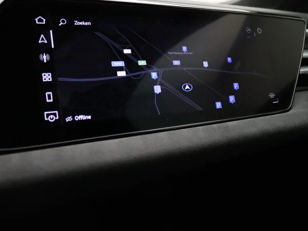 AUDI A5 Avant e-hybrid (PHEV) (2025) — foto 13 van 21