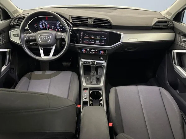 AUDI Q3 Sportback (2020) — foto 2 van 33