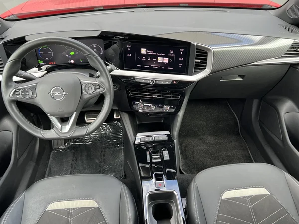 Opel Mokka-e (2022) — foto 37 van 38