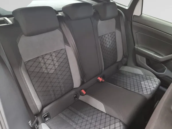 VOLKSWAGEN Taigo (2022) — foto 11 van 23