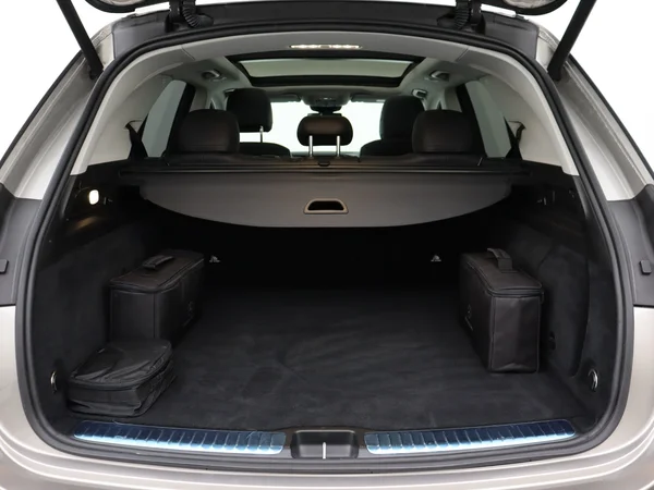 MERCEDES GLE 350 (2021) — foto 8 van 35