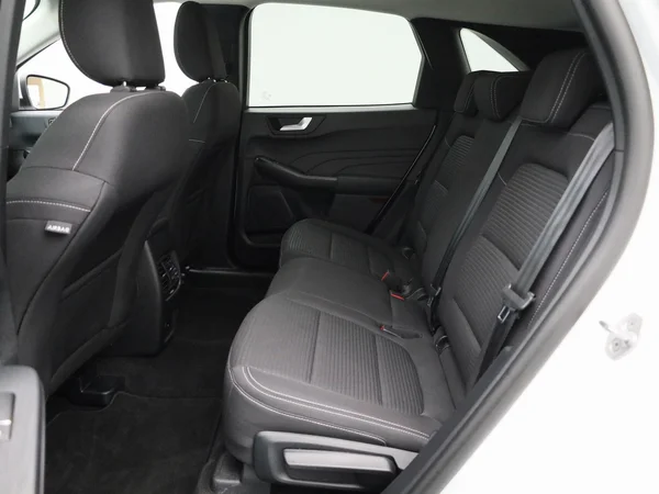 Ford Kuga (2024) — foto 3 van 39