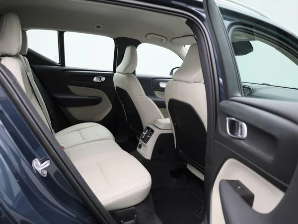 Volvo XC40 (2022) — foto 30 van 44