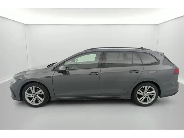 VOLKSWAGEN Golf VIII SW (2024) — foto 31 van 36