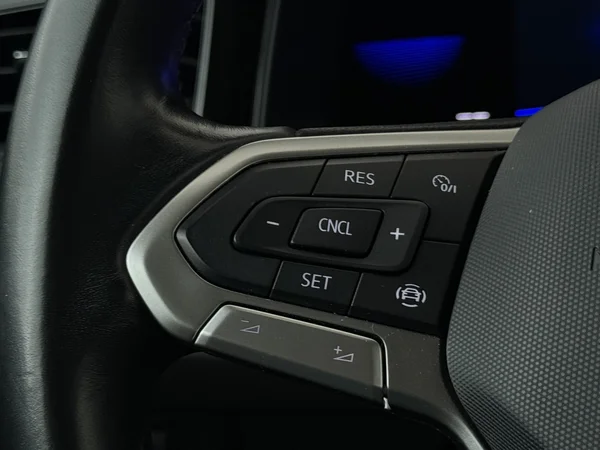 VOLKSWAGEN Polo (2022) — foto 9 van 27