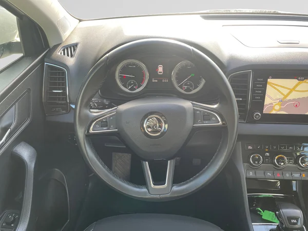 SKODA Karoq (2018) — foto 5 van 21