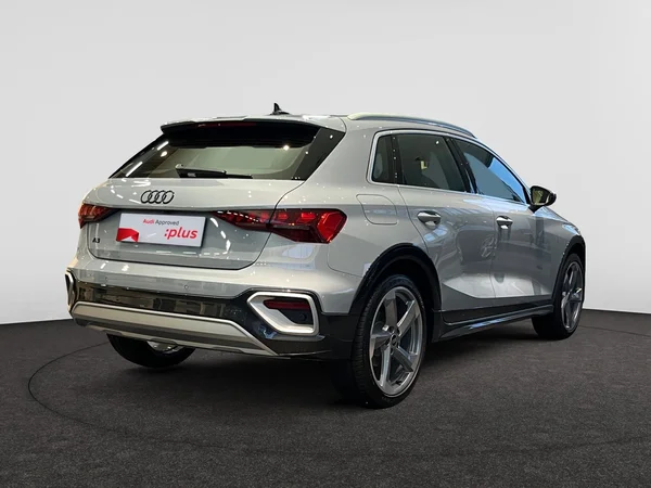 AUDI A3 Alltstreet (2025) — foto 10 van 16
