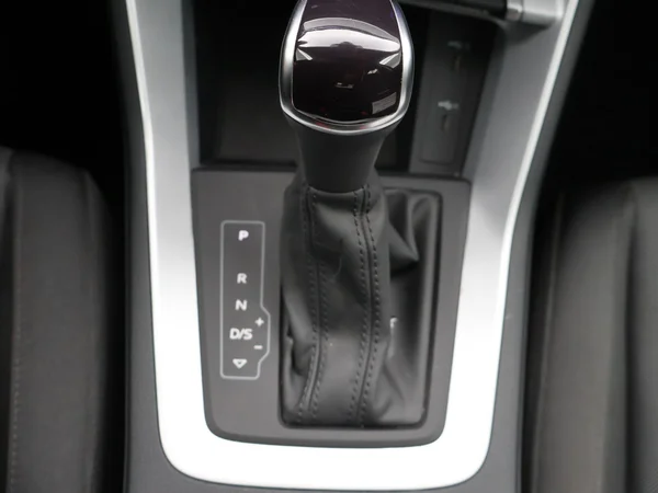 AUDI Q3 PHEV (2023) — foto 15 van 26