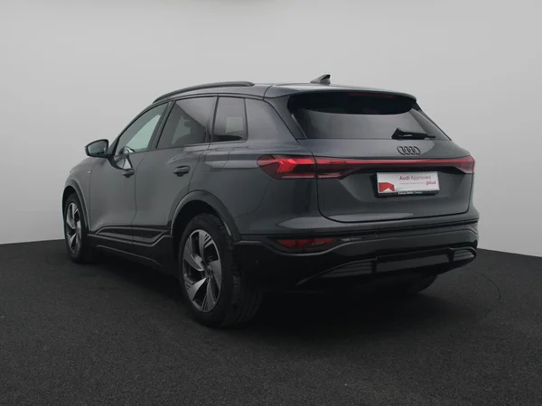 AUDI Q6 e-tron (2025) — foto 17 van 21