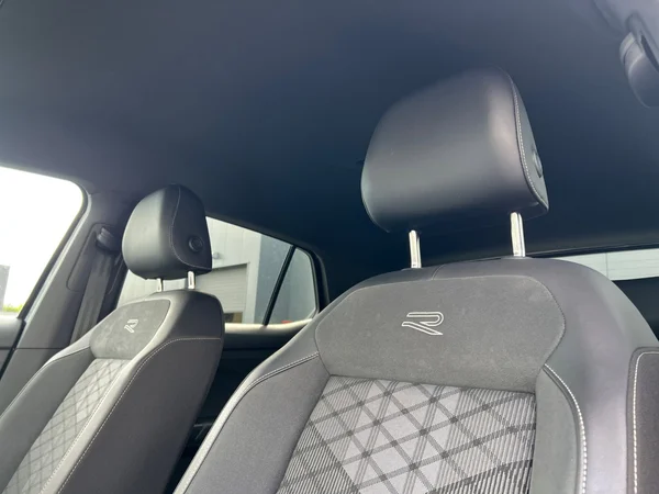 VOLKSWAGEN T-Cross (2025) — foto 13 van 24