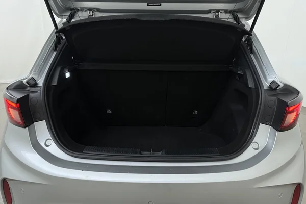 MG MG3 (2025) — foto 9 van 20