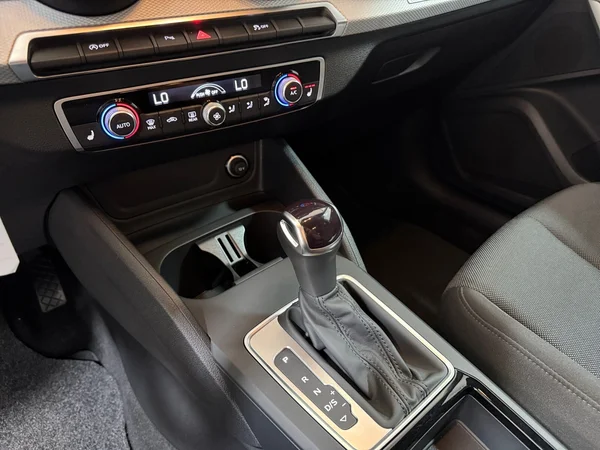 Audi Q2 (2024) — foto 9 van 29