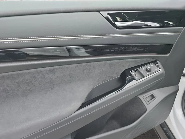 VOLKSWAGEN ID.7 Tourer (2025) — foto 18 van 18