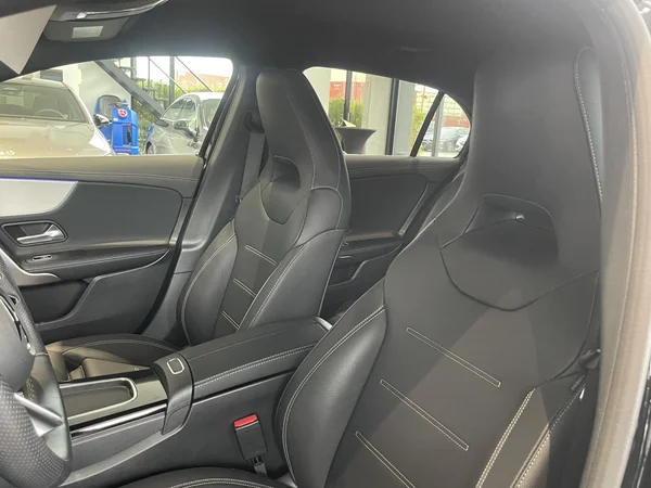 Mercedes-Benz A-Klasse (2024) — foto 3 van 23