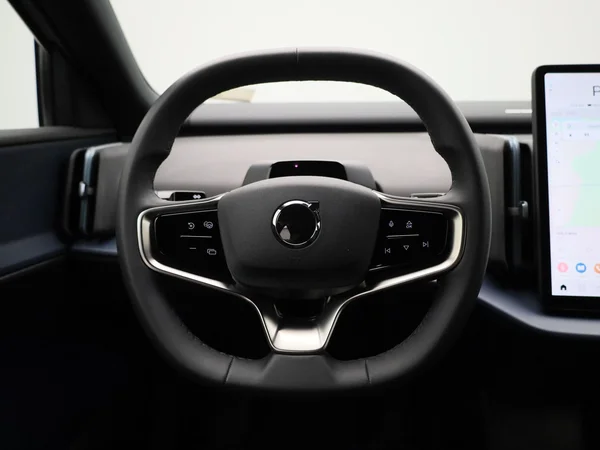 Volvo EX30 (2024) — foto 41 van 43