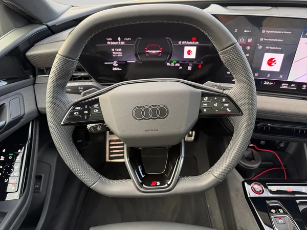 AUDI A6 Avant e-tron (2025) — foto 14 van 24