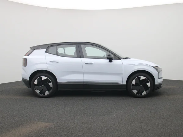 Volvo EX30 (2024) — foto 40 van 43