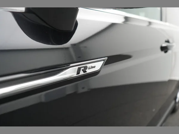 VOLKSWAGEN Touran (2023) — foto 30 van 30