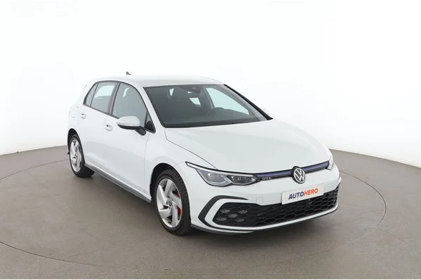 Volkswagen Golf (2020) — foto 14 van 16