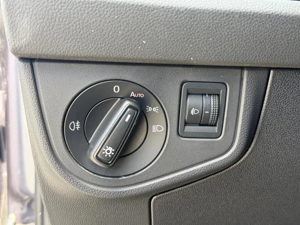 VOLKSWAGEN Polo (2023) — foto 10 van 21