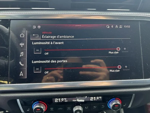 AUDI Q3 Sportback (2023) — foto 17 van 39