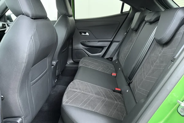 Opel Mokka (2024) — foto 17 van 18