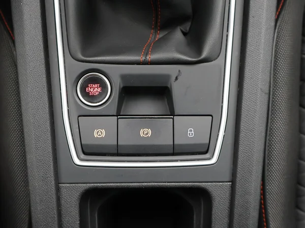 SEAT Leon (2021) — foto 16 van 27