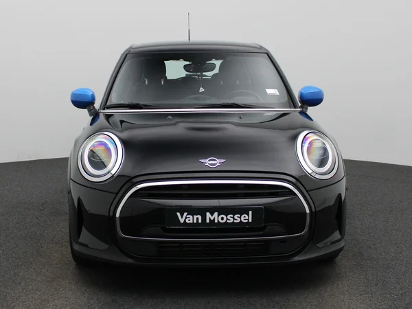 MINI One (2022) — foto 23 van 34
