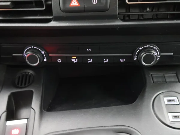 OPEL Combo Life Swb (2025) — foto 17 van 28
