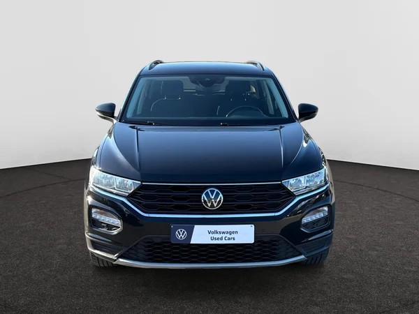 VOLKSWAGEN T-Roc (2021) — foto 19 van 20