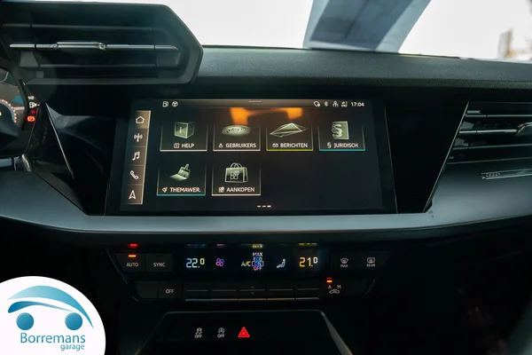 Audi A3 (2023) — foto 36 van 47