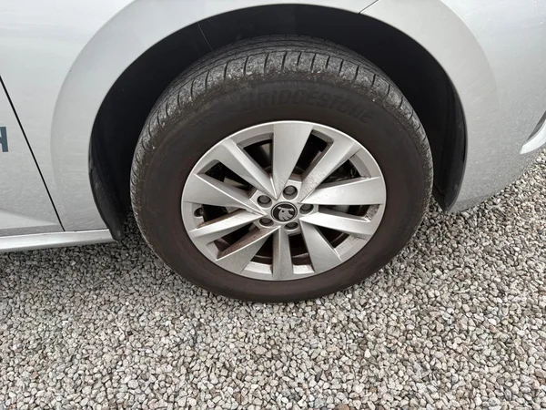 SKODA Kamiq (2026) — foto 17 van 24