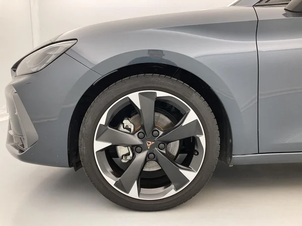 CUPRA Leon ST (2025) — foto 35 van 36
