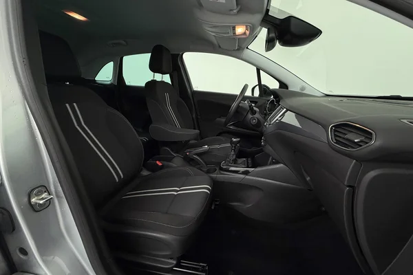 Opel Crossland (2023) — foto 7 van 25