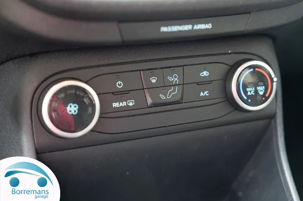 Ford Fiesta (2020) — foto 16 van 18