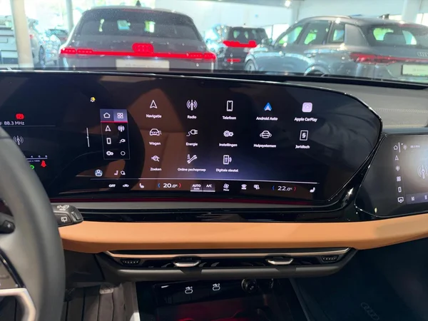 AUDI A5 Avant e-hybrid (PHEV) (2026) — foto 5 van 21