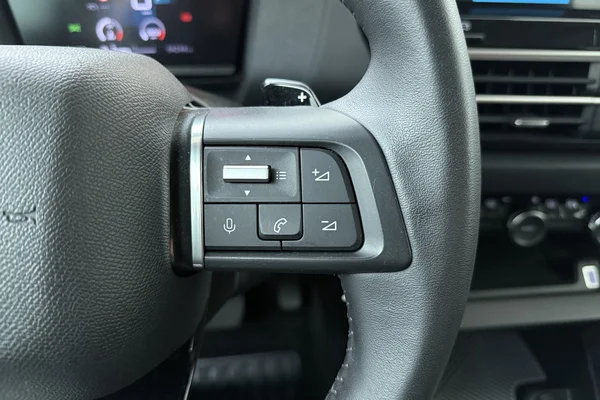 Citroen C4 (2024) — foto 7 van 18