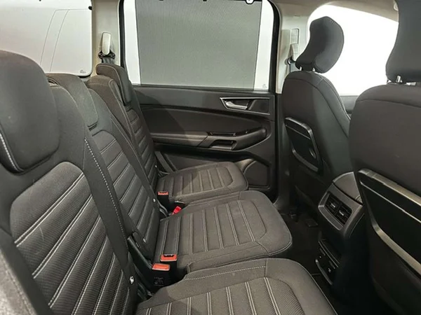 Ford Galaxy (2024) — foto 14 van 17