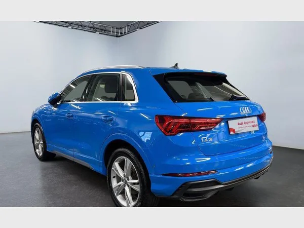 Audi Q3 (2019) — foto 12 van 28
