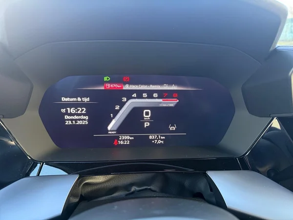 AUDI A3 Sportback (2024) — foto 5 van 28