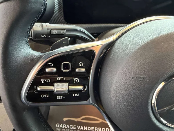 Mercedes-Benz CLA (2023) — foto 11 van 21