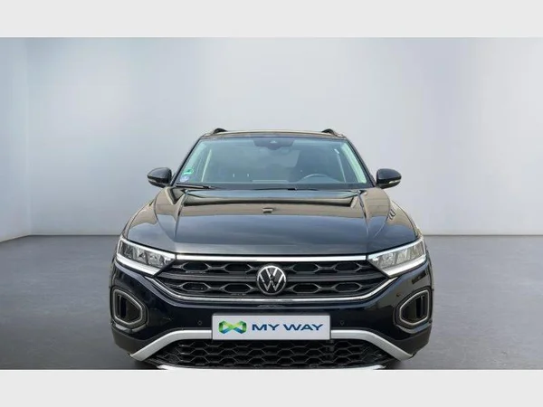 Volkswagen T-Roc (2022) — foto 12 van 25