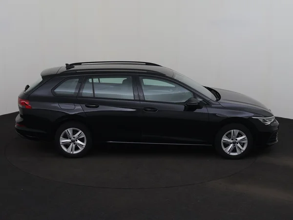 VOLKSWAGEN Golf Variant (2022) — foto 24 van 28